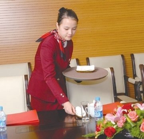 中学生读空姐专业怎么样呢