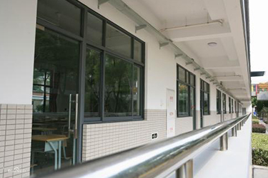 重庆经贸职业学院