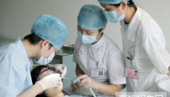 贵州哪些学校有口腔专业?