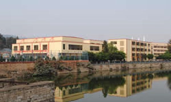 云南省民族中等专业学校校园环境