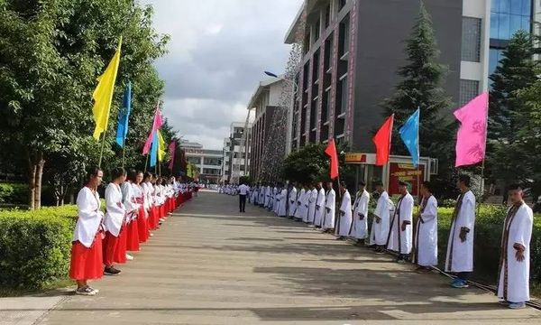 石林县民族职业高级中学校道