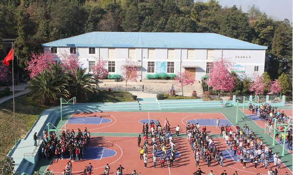 云南省林业高级技工学校校园运动场