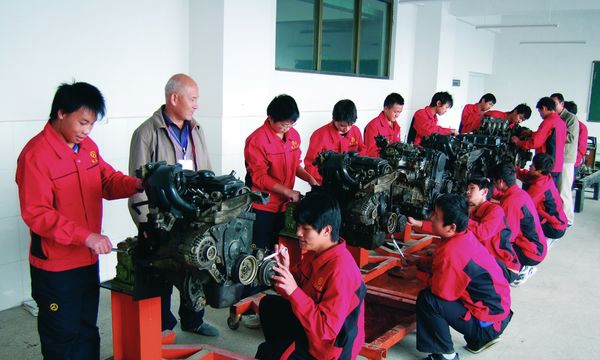 昆明市交通技工学校汽车维修专业